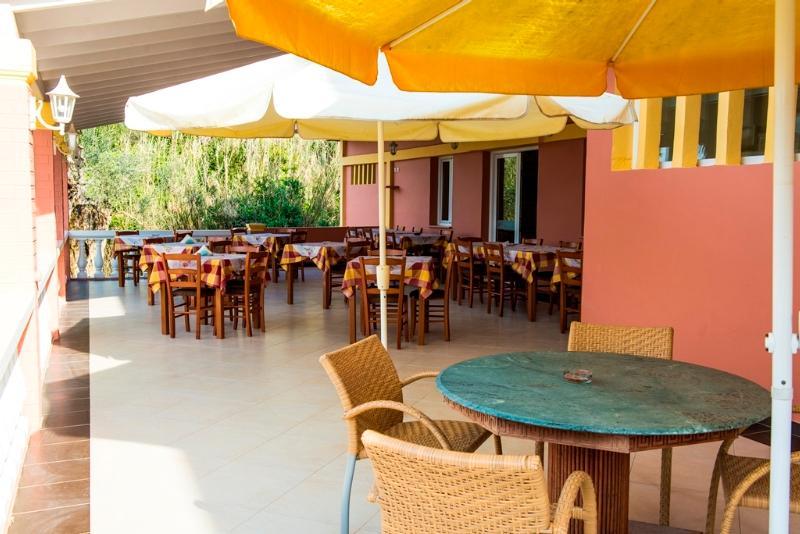 בוקארי Hotel Penelope מראה חיצוני תמונה