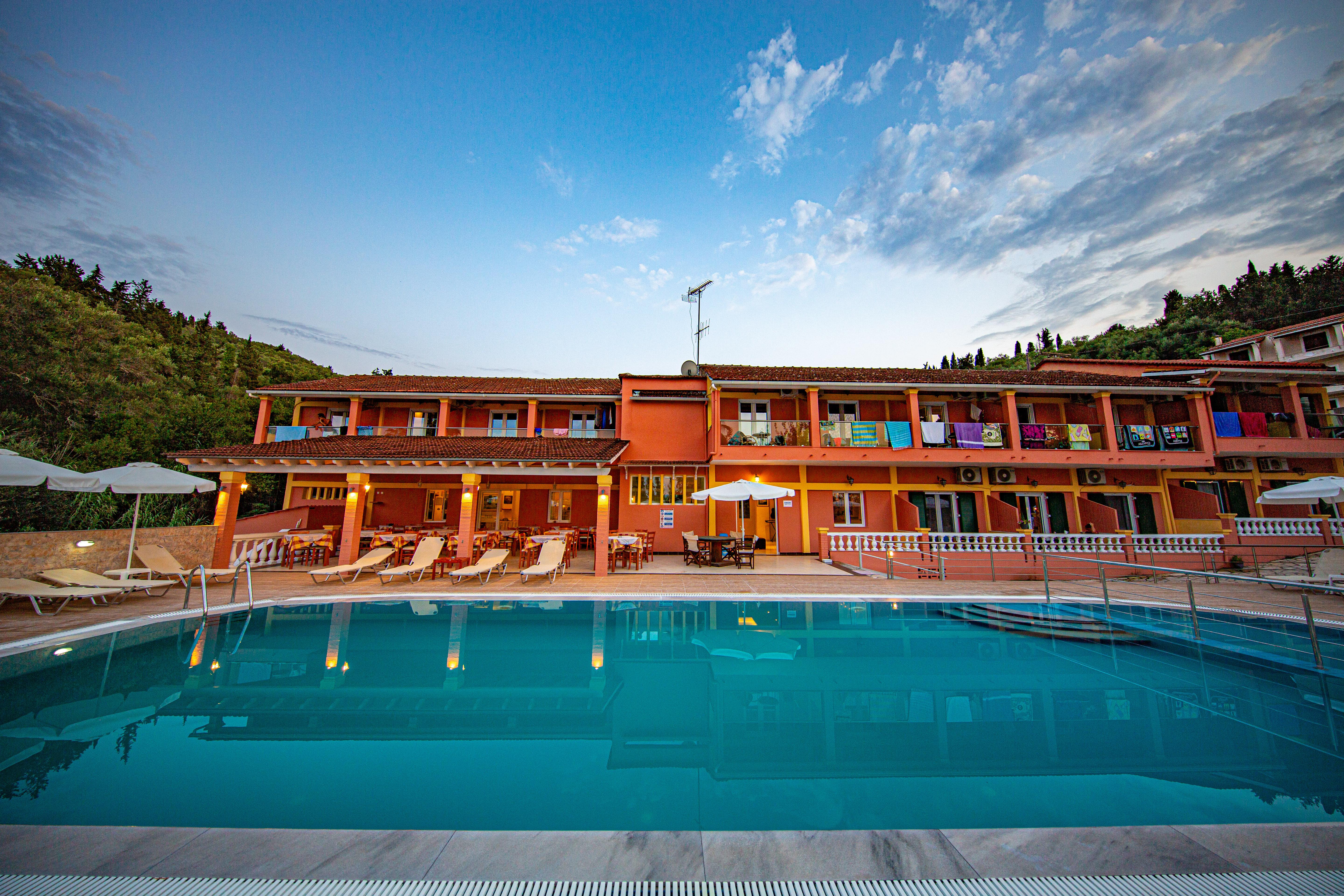 בוקארי Hotel Penelope מראה חיצוני תמונה