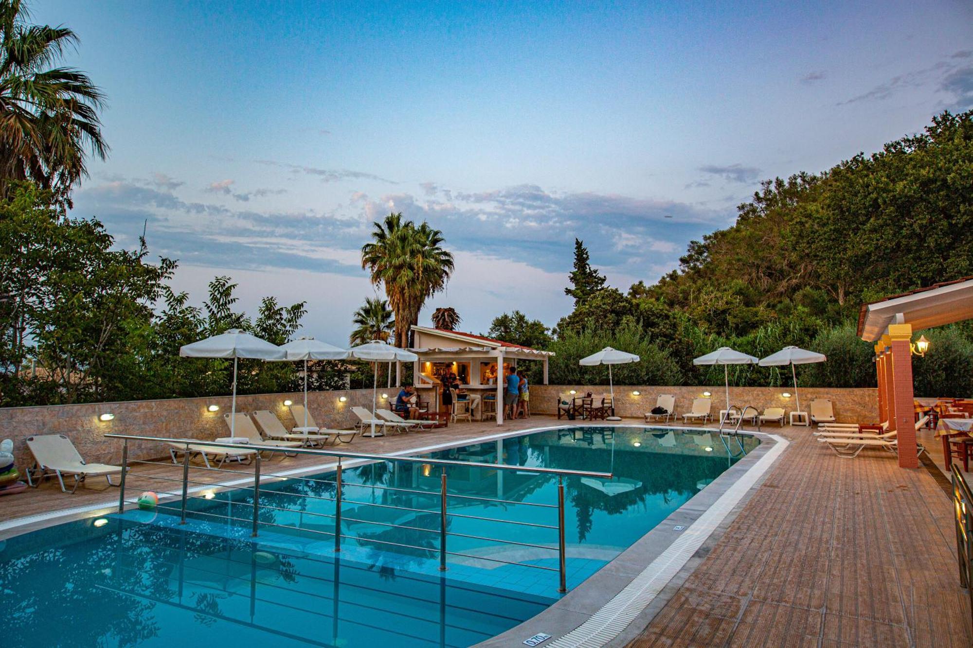 בוקארי Hotel Penelope מראה חיצוני תמונה