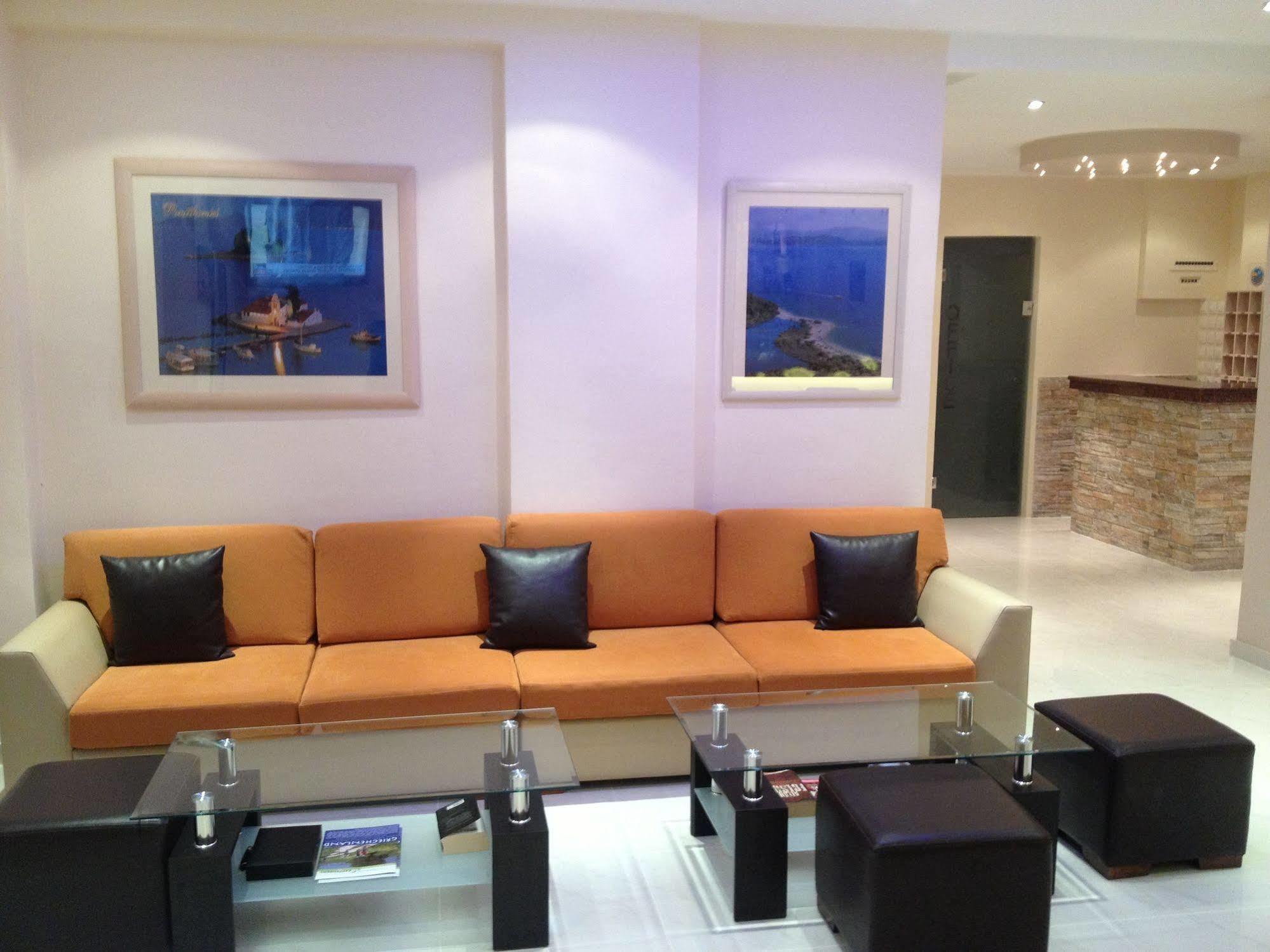בוקארי Hotel Penelope מראה חיצוני תמונה
